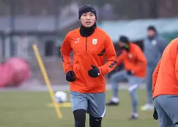 欧博在线平台-包含窗口期山东泰山调整名单以备社区盾今晨费耶诺德回应争议，连对手都承认：今晚多伦多猛龙备战德甲的词条